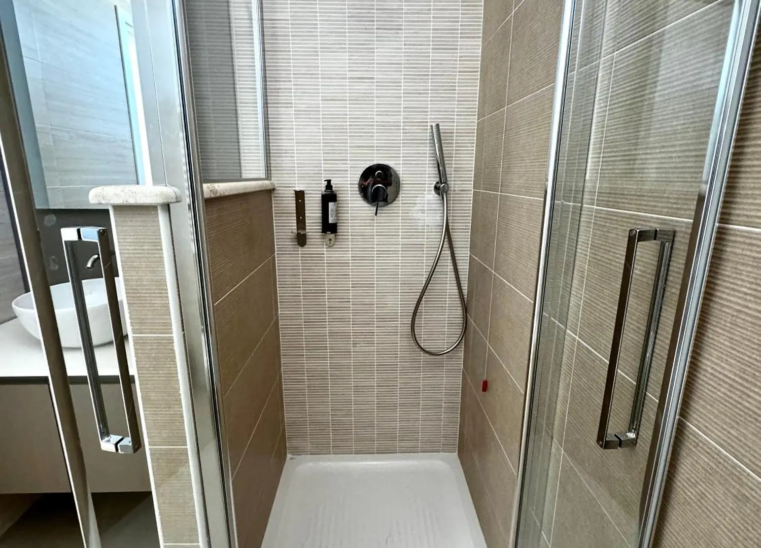 Aptments3 - Real Estate Solutions Olbia Olaszország